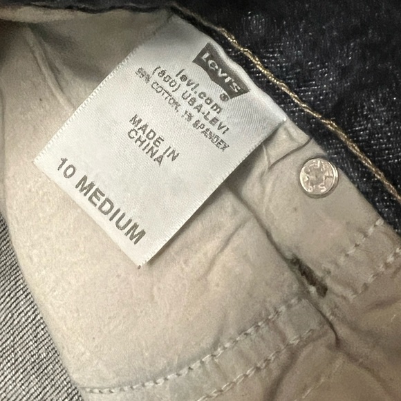 Levi’s Bootcut 512 Slimming Blue Jeans - Picture 7 of 8